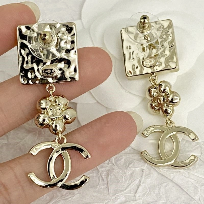 Chanel Earrings Tailored 222797