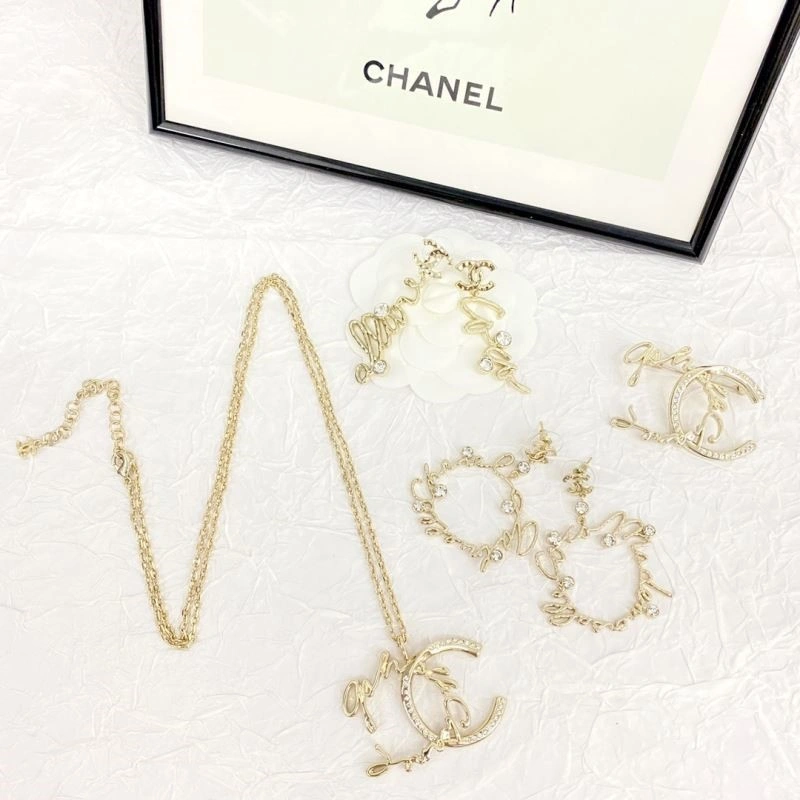 Chanel Earrings RelaxedFit 222760