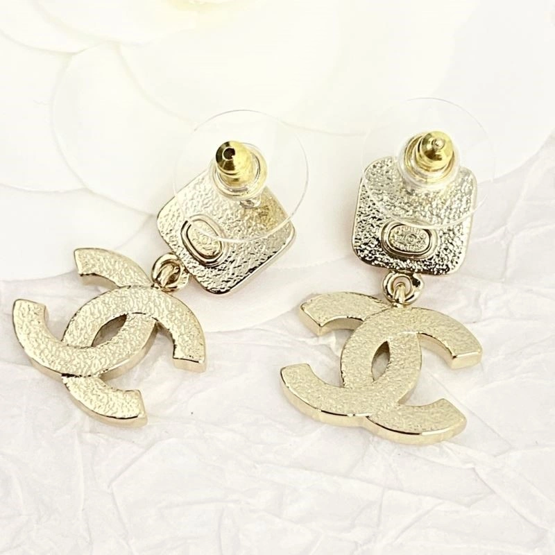 WrinkleFree Chanel Earrings 222736