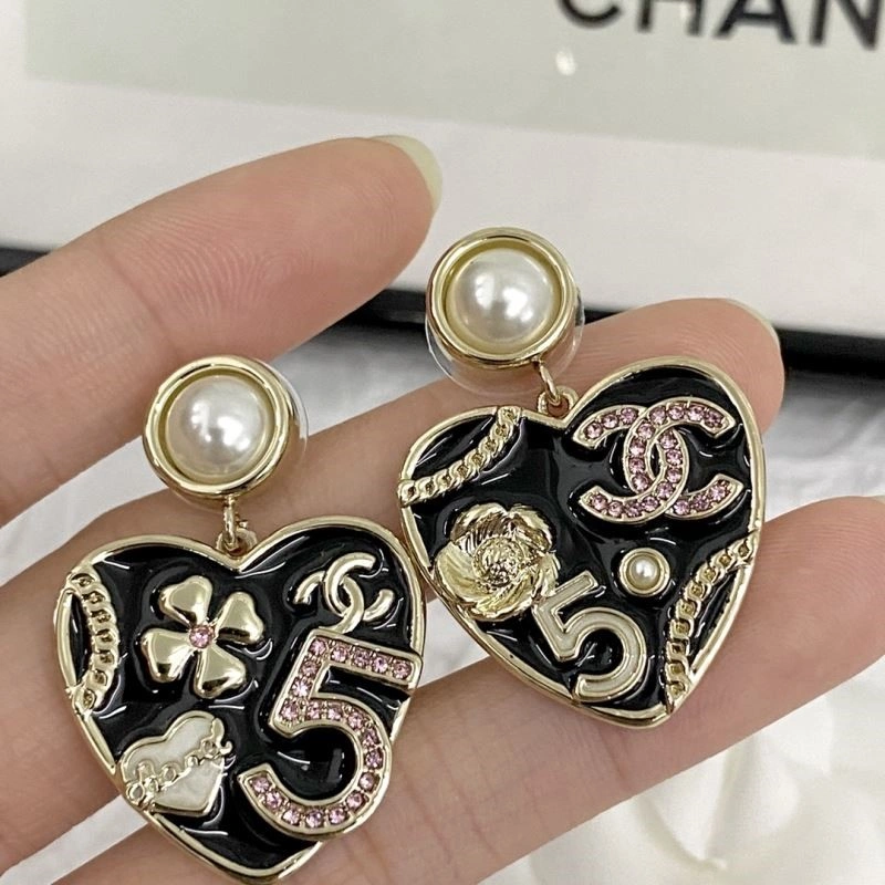 UrbanChic Chanel Earrings 222725