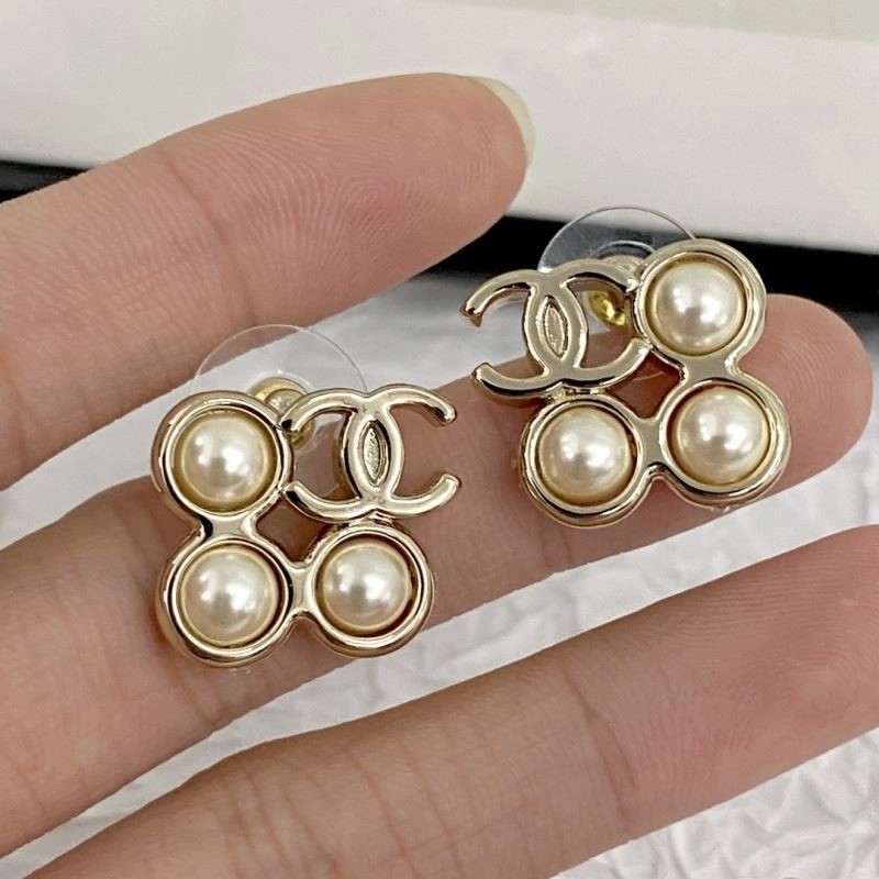 Chanel Earrings Effortless 222730