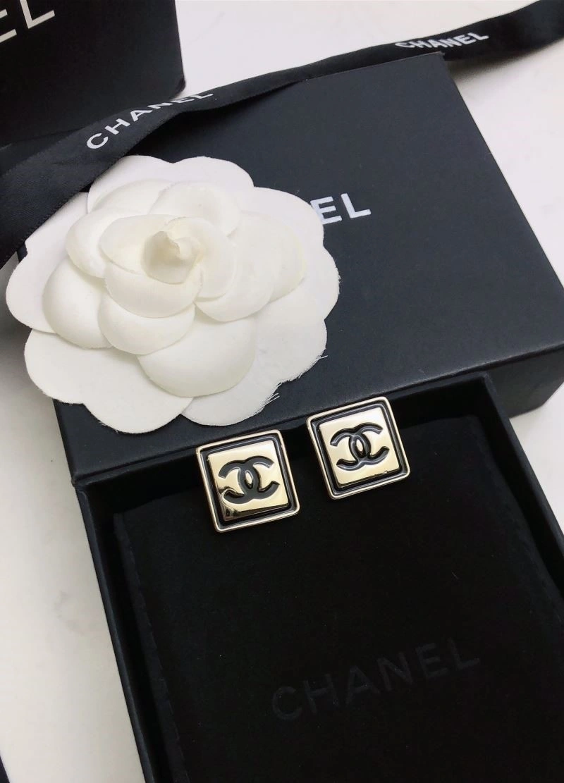 Colorful Chanel Earrings 222722
