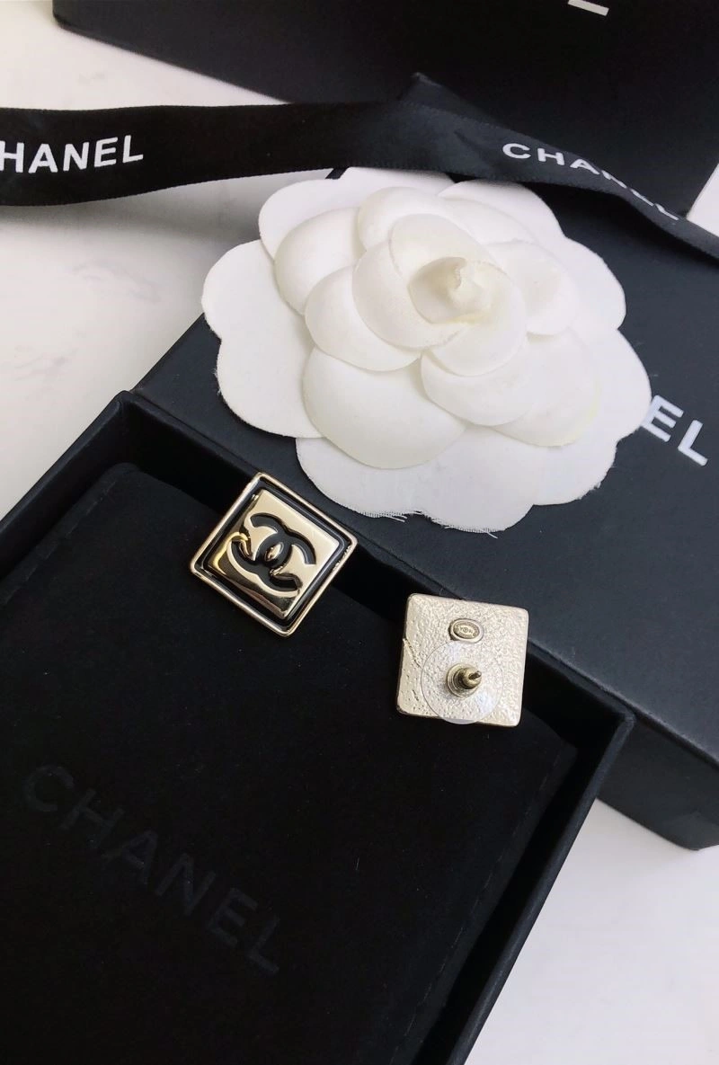 Colorful Chanel Earrings 222722