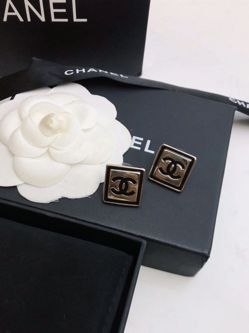 Colorful Chanel Earrings 222722