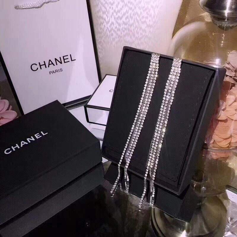 Chanel Earrings Affordable 222721