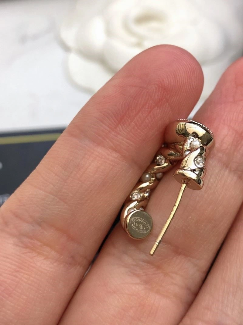 Chanel Earrings GoAnywhere 222724