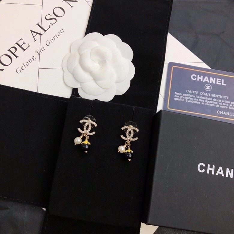 Durable Chanel Earrings 222719