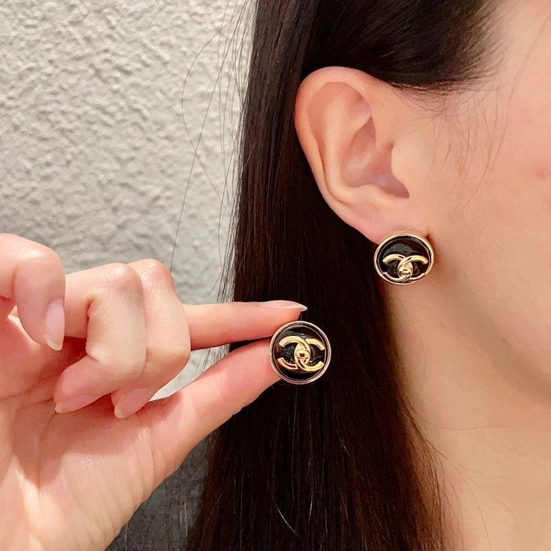 Chanel Earrings Practical 222699