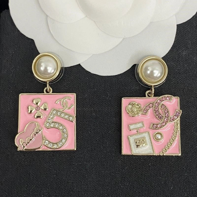 Chanel Earrings WrinkleFree 222714
