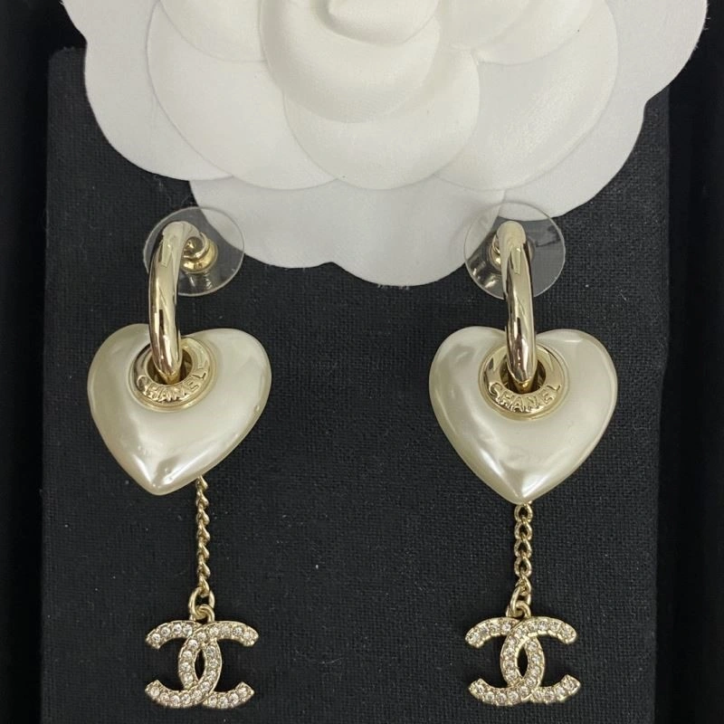 Chanel Earrings Lightweight 222706