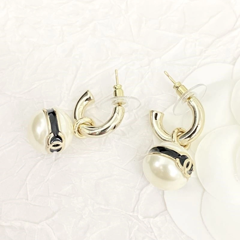 Chanel Earrings Refined 222692