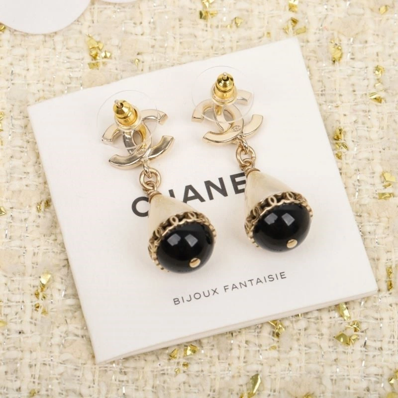 Reliable Chanel Earrings 222754