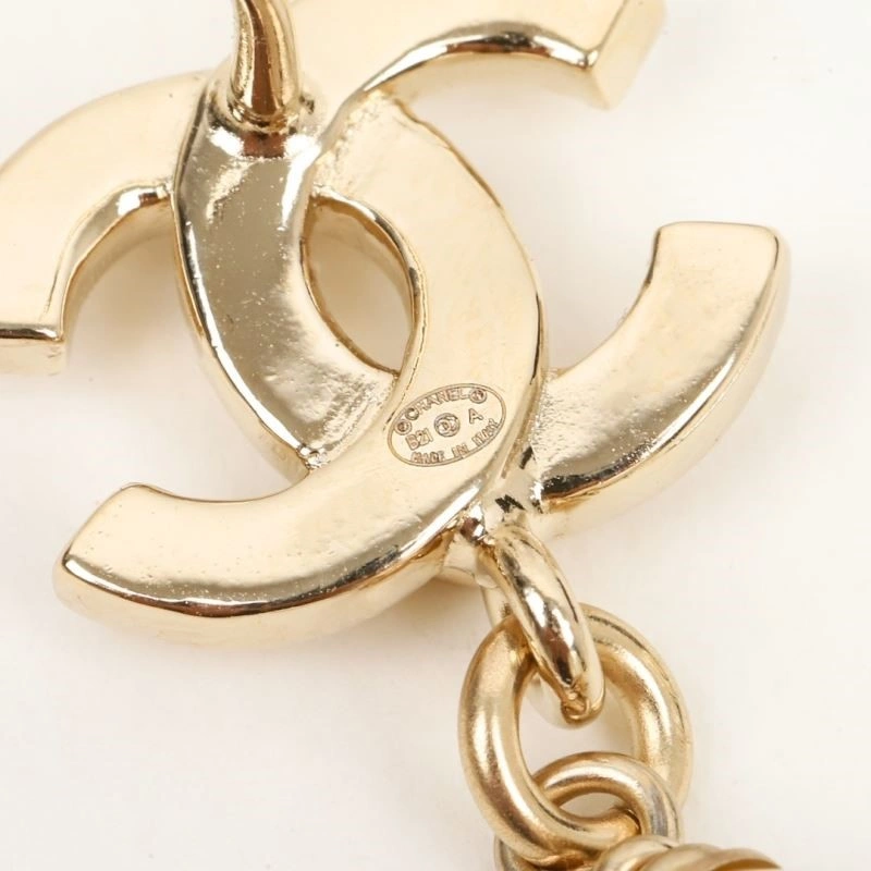 Reliable Chanel Earrings 222754