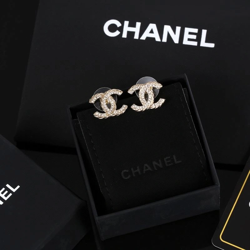 Chanel Earrings Elegant 222680
