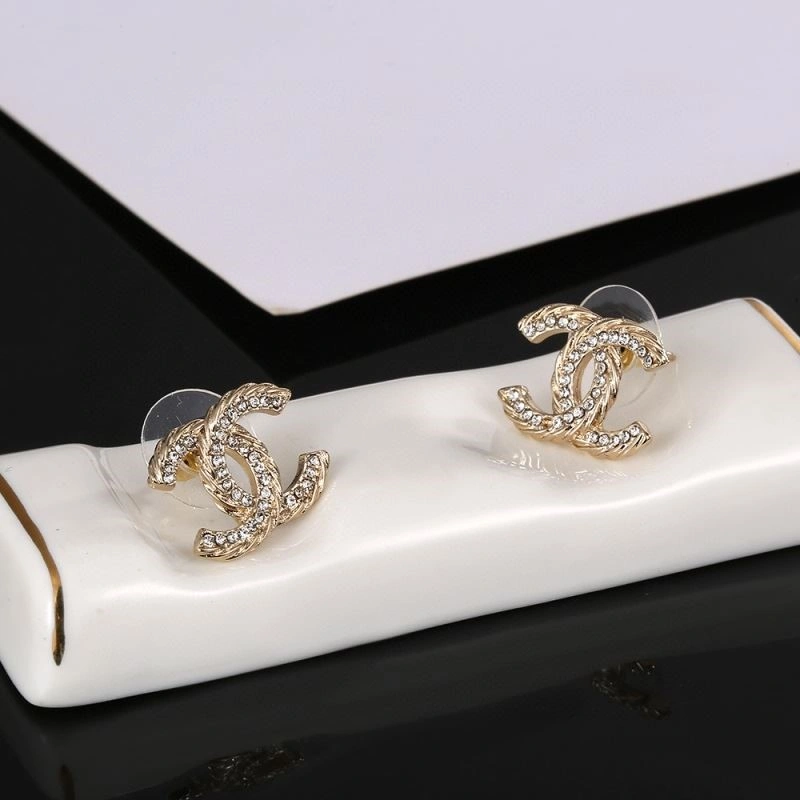 Chanel Earrings Elegant 222680
