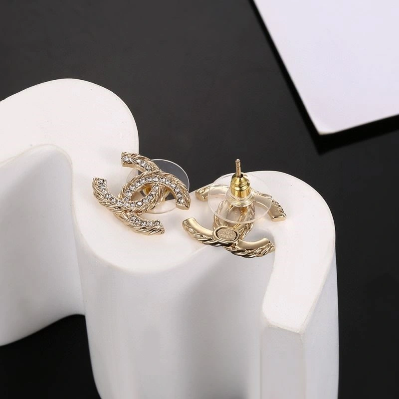 Chanel Earrings Elegant 222680