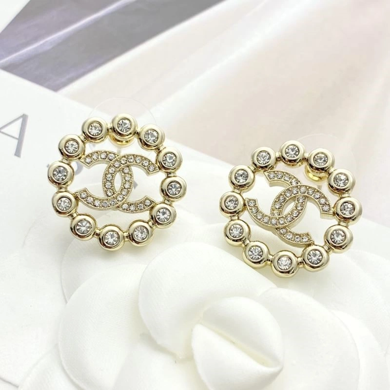 Fashionable Chanel Earrings 222679