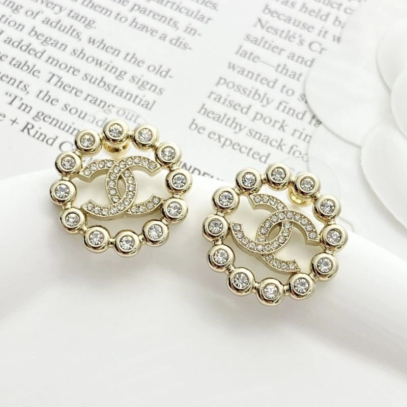 Fashionable Chanel Earrings 222679