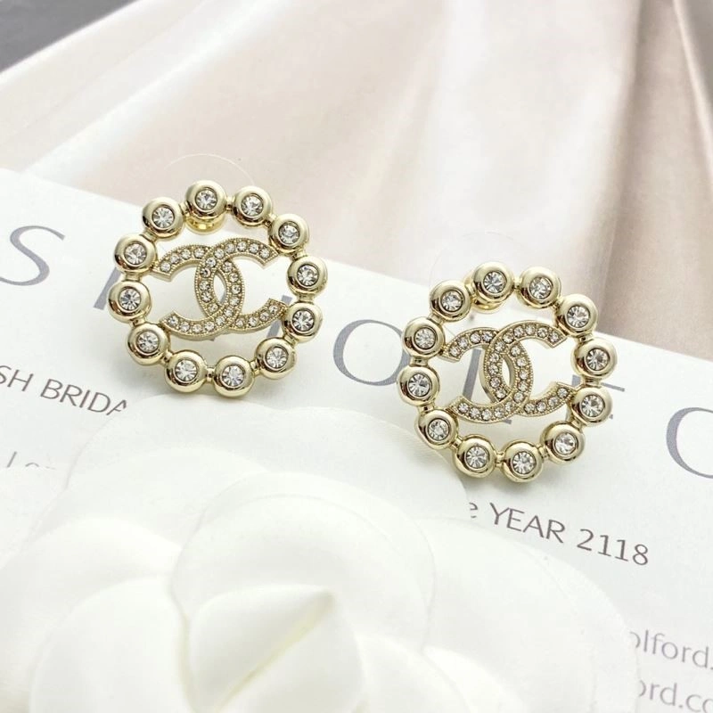 Fashionable Chanel Earrings 222679