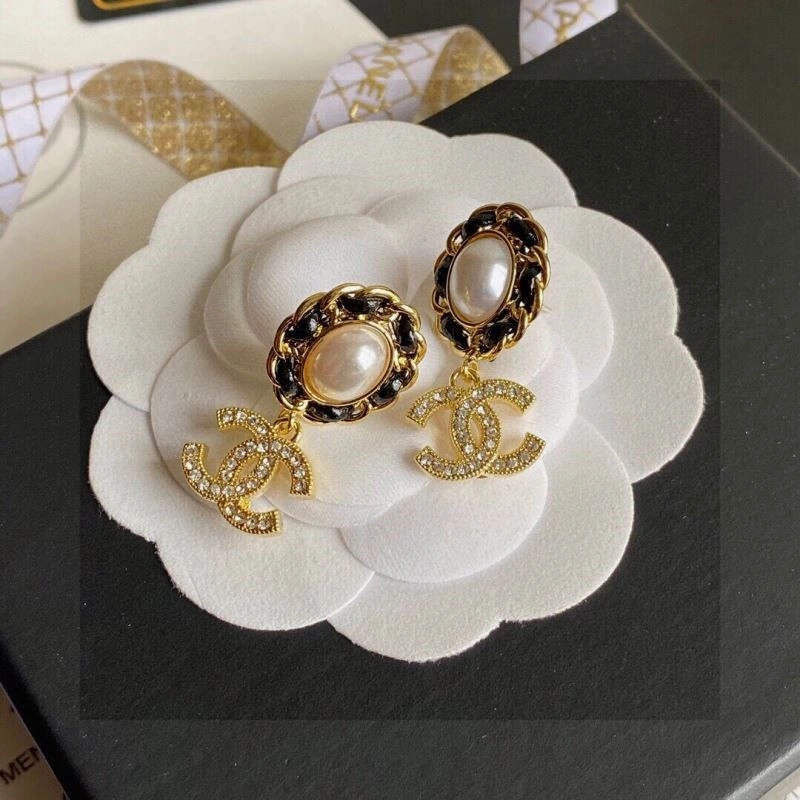 Chanel Earrings Lightweight 222667