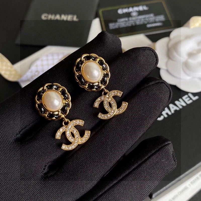 Chanel Earrings Lightweight 222667