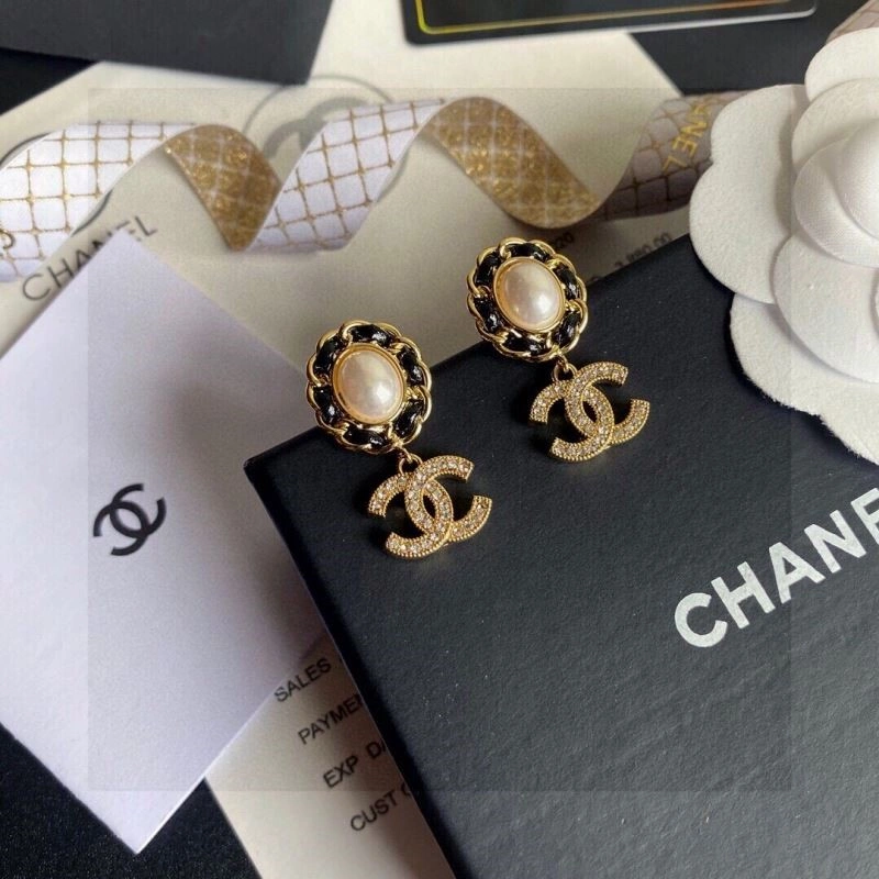 Chanel Earrings Lightweight 222667