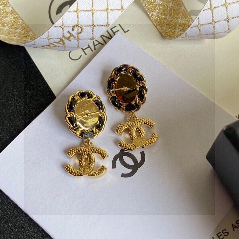 Chanel Earrings Lightweight 222667