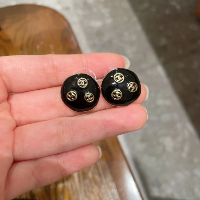 GoAnywhere Chanel Earrings 222651