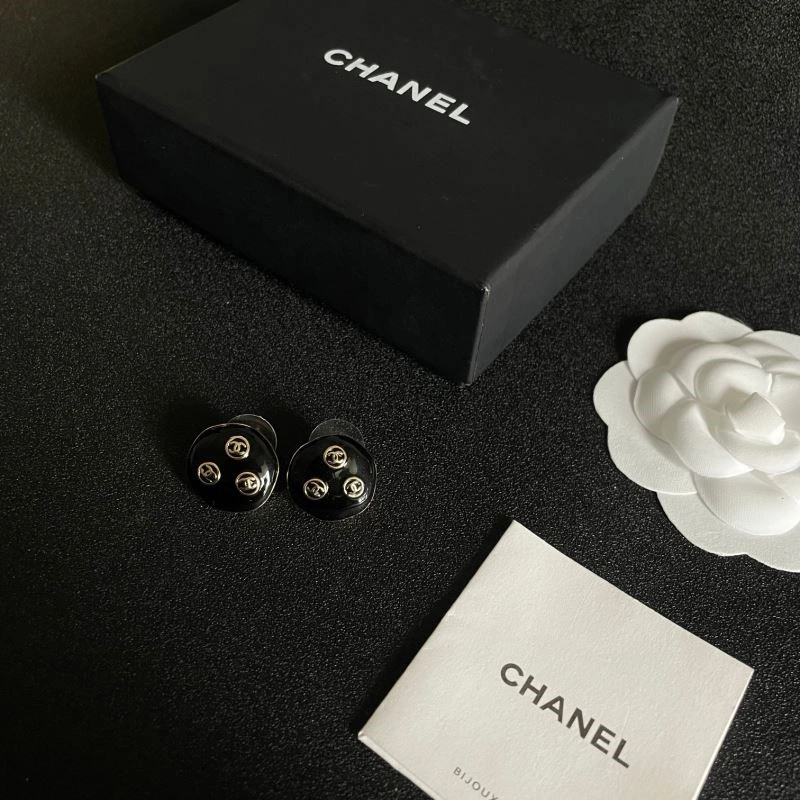 GoAnywhere Chanel Earrings 222651