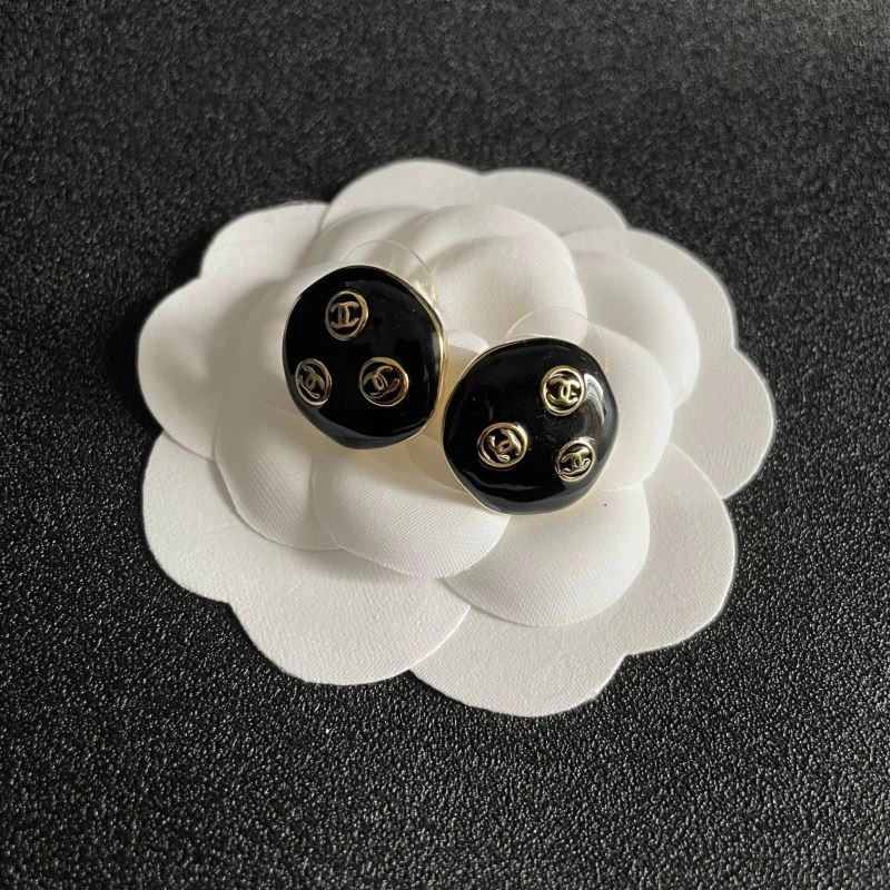 GoAnywhere Chanel Earrings 222651