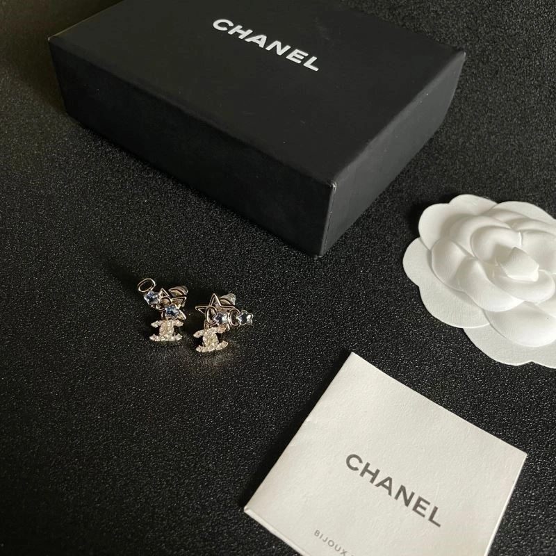 Chanel Earrings Youthful 222757