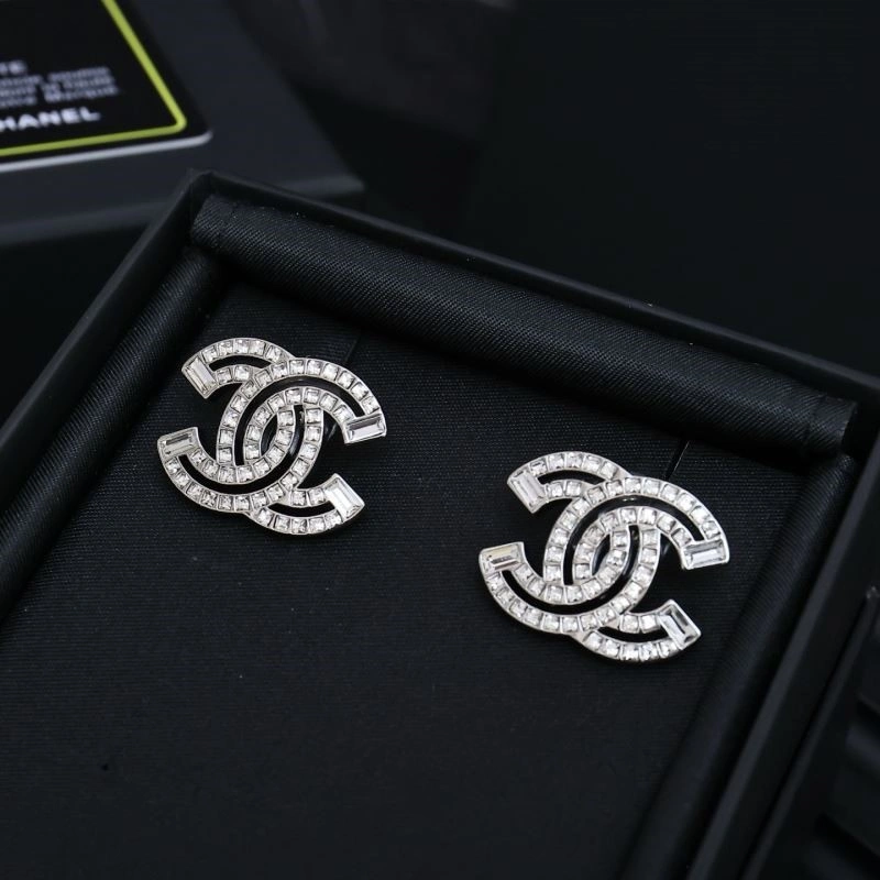 Neat Chanel Earrings 222672