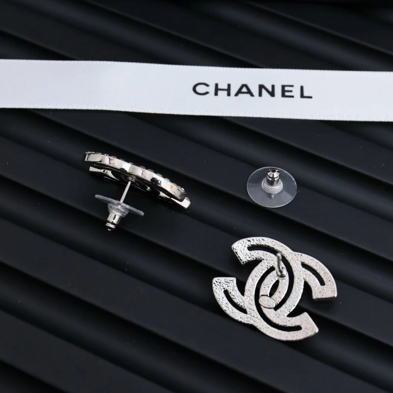 Neat Chanel Earrings 222672