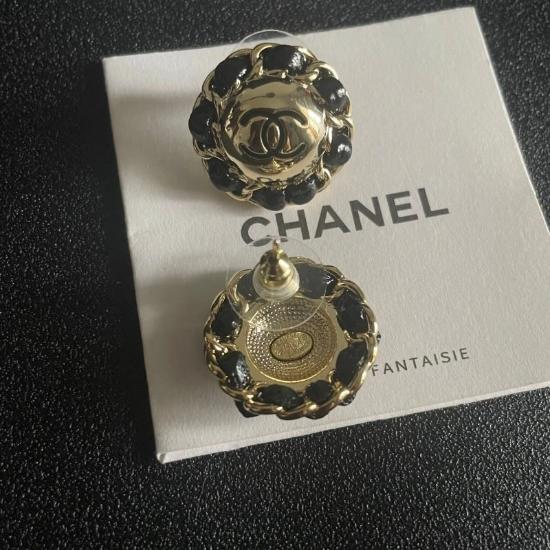 Chanel Earrings Snug 222635