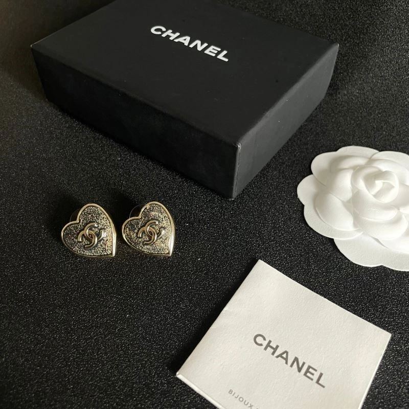 Modern Chanel Earrings 222618