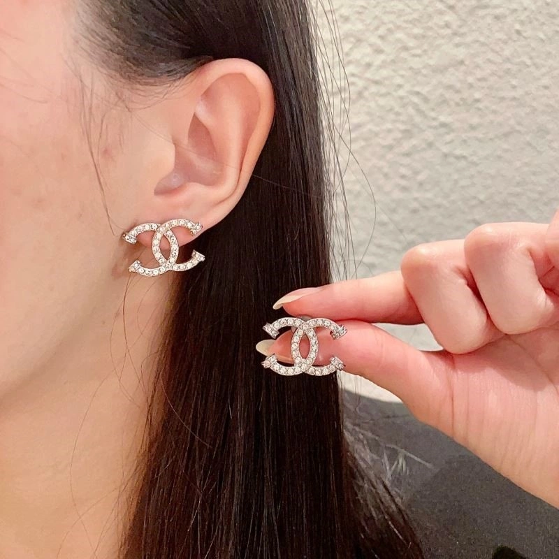 Bright Chanel Earrings 222626