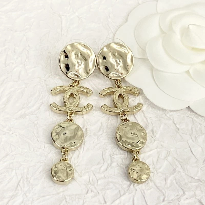 Trendsetting Chanel Earrings 222628