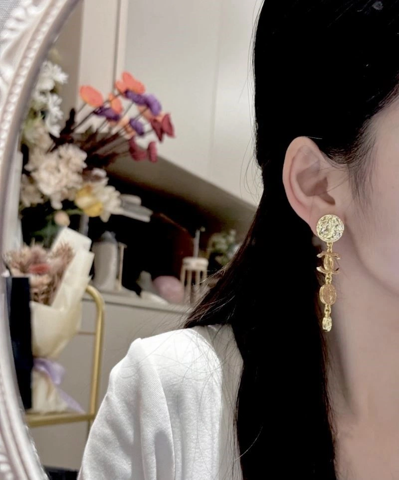 Trendsetting Chanel Earrings 222628