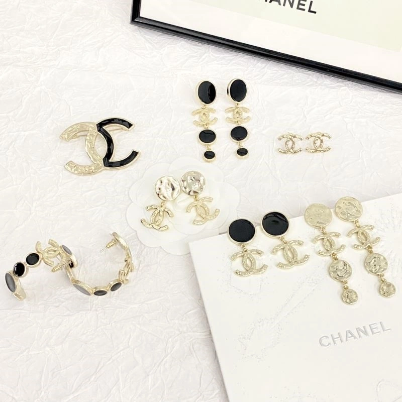 Trendsetting Chanel Earrings 222628