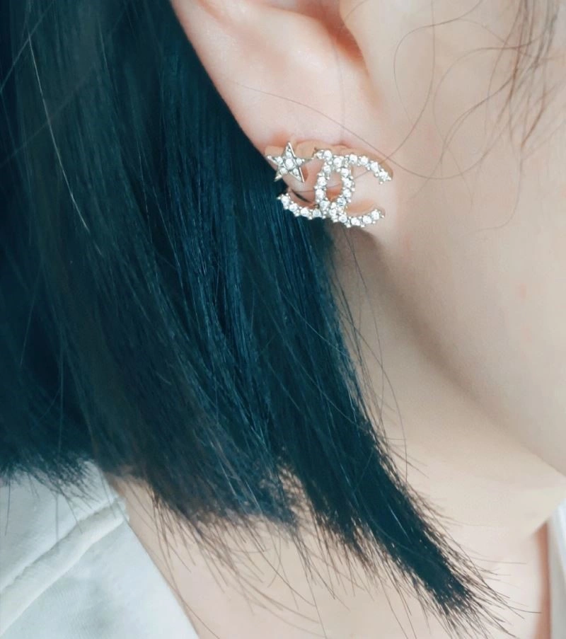Chanel Earrings Sleek 222610