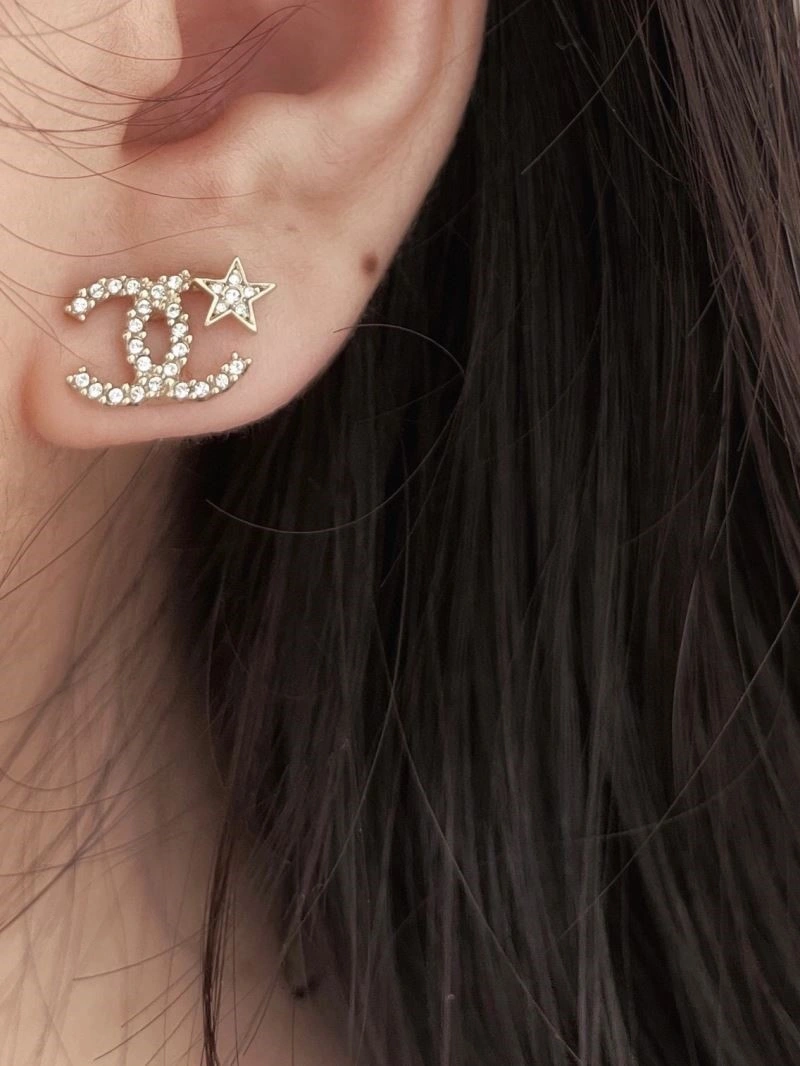 Chanel Earrings Sleek 222610