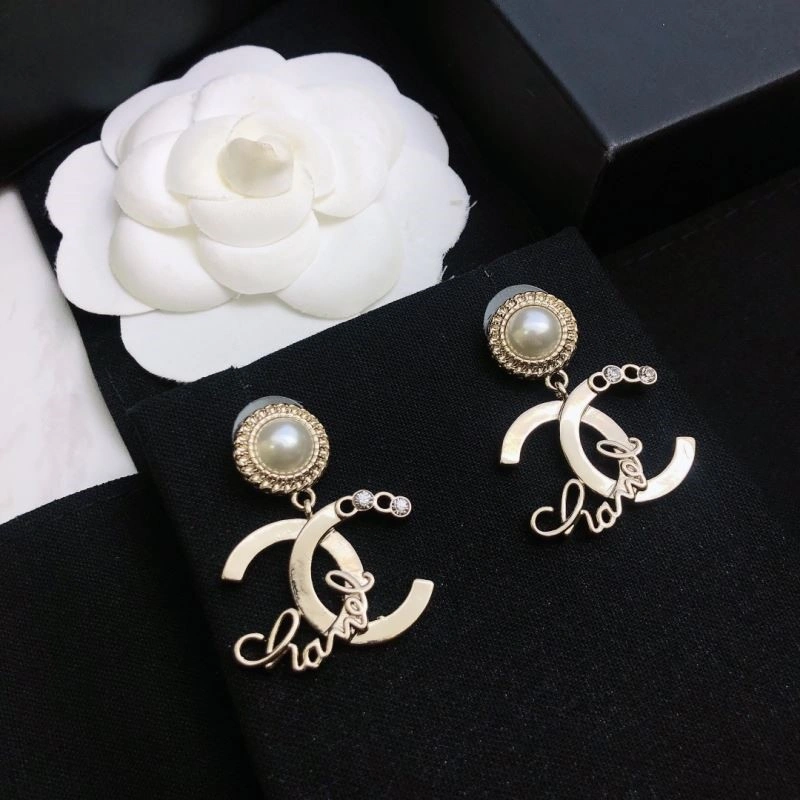 Chanel Earrings Unique 222597