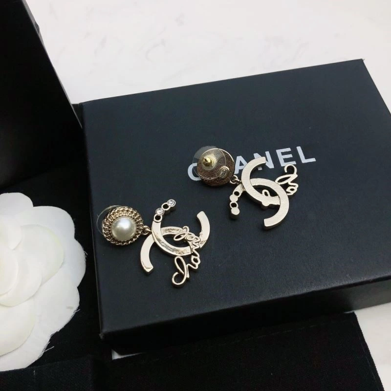 Chanel Earrings Unique 222597