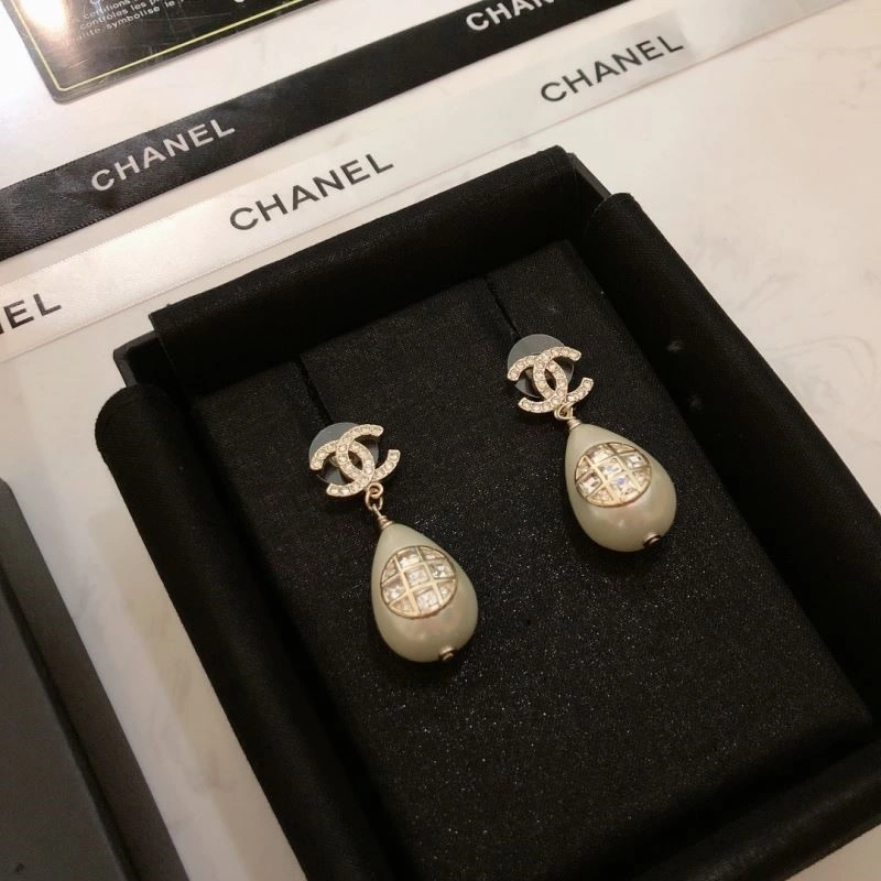 Premium Chanel Earrings 222602