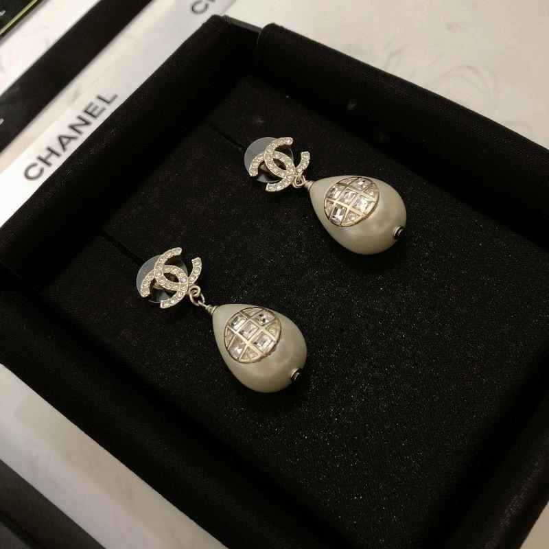 Premium Chanel Earrings 222602