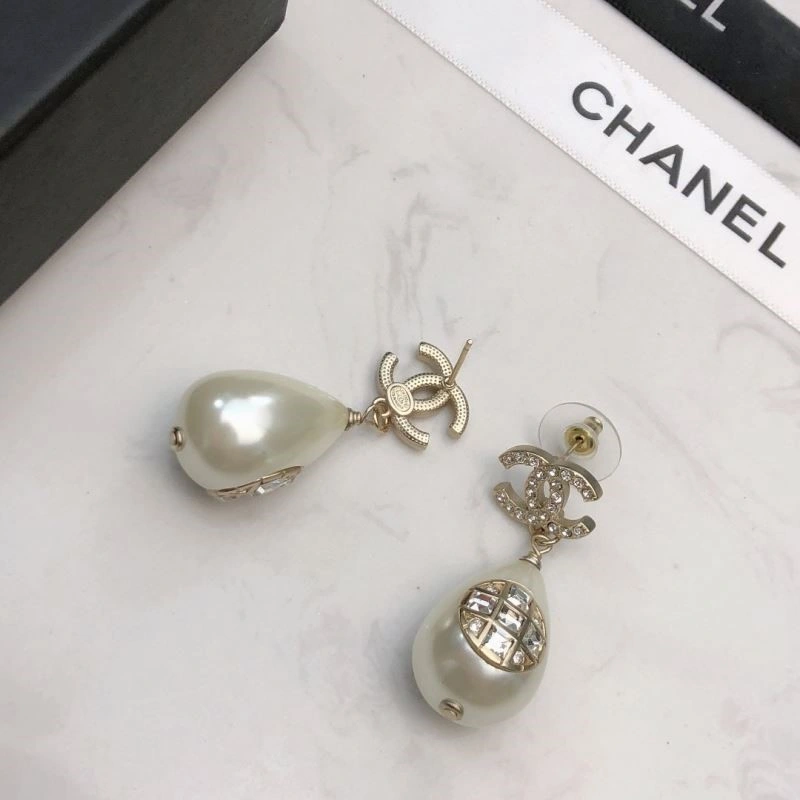 Premium Chanel Earrings 222602