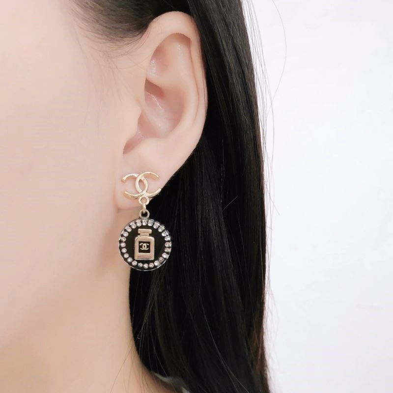 Chanel Earrings Supportive 222599