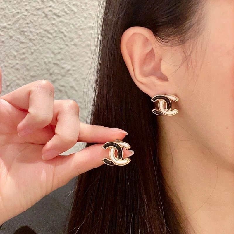 Chanel Earrings Packable 222588
