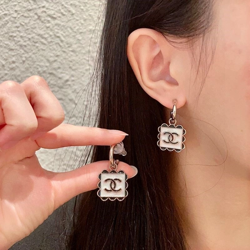 Chanel Earrings Premium 222592