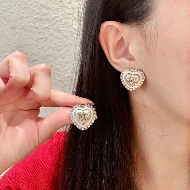Refined Chanel Earrings 222603